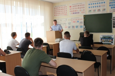 Полиция Первоуральска продолжает проводить беседы с гражданами, по профилактике мошенничеств 