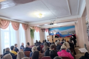В ОМВД России «Первоуральский» состоялась информационная беседа с сотрудниками территориальной избирательной комиссии Первоуральского округа.