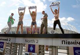 FEMEN  fuck -2012