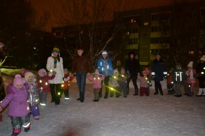 ГИБДД Первоуральска приглашает взрослых и детей  принять участие в конкурсе «Светлячок».