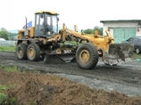 Единороссы взялись за ремонт дорог.
