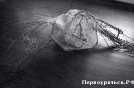 Дело Суркова живет и рождает хаос. В ДНК Первоуральска можно будет увидеть человека, который не показывает свое лицо и создает «мыслеформы»