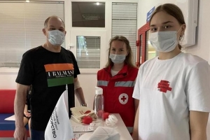 350 жителей Свердловской области сдали кровь во Всемирный день донора