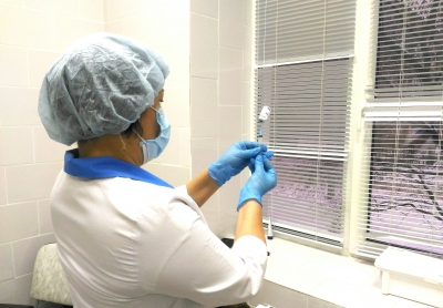 В Первоуральской городской больнице начали прививать от гриппа