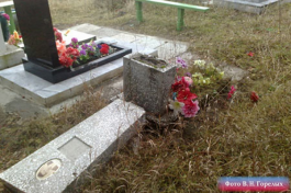 Очередной факт вандализма был зафиксирован на кладбище села Новоалексеевское под Первоуральском