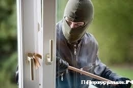 В п. Прогресс Первоуральского района полицейские раскрыли квартирную кражу