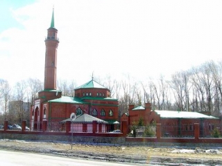 Суд мэрии Первоуральска с мусульманами отложен до следующего года