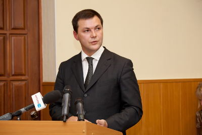 Алексей Дронов предложил депутатам перестать прятать голову в песок