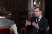 Медведева отговаривали бороться с коррупцией. Откровенное признание президента