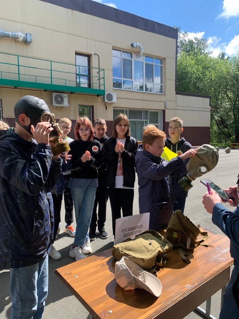 Сотрудники МЧС Первоуральска провели пожарную эстафету «Соколином камне»