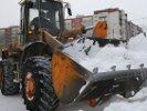Благоустроители и коммунальщики дают бой снегу
