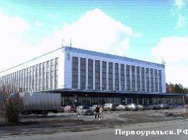 Ледовый дворец Первоуральска начнет работать в августе?