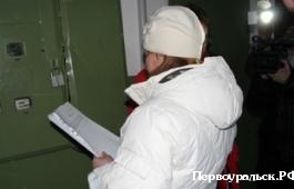 На спорном жилфонде «Единая Россия» начала собирать подписи против двойных квитанций. Видео