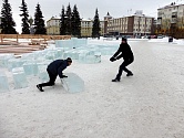 На площади Победы в Первоуральске готовят секретный ледовый объект