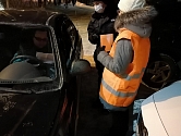 Сотрудники Госавтоинспекции Первоуральска у школы № 4 провели акцию «Письмо водителю»